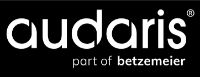 Das Bild zeigt das Logo der Firma audaris, mit dem Untertitel part of betzemeier. Der Hintergrund ist schwarz, und der Text ist in Weiß und Grau gehalten.