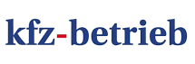 Alt-Text: Das Bild zeigt ein Logo mit dem Schriftzug kfz-betrieb. Der Text ist in blauer Schrift geschrieben, mit einem Bindestrich in roter Farbe. Der Hintergrund ist weiß.